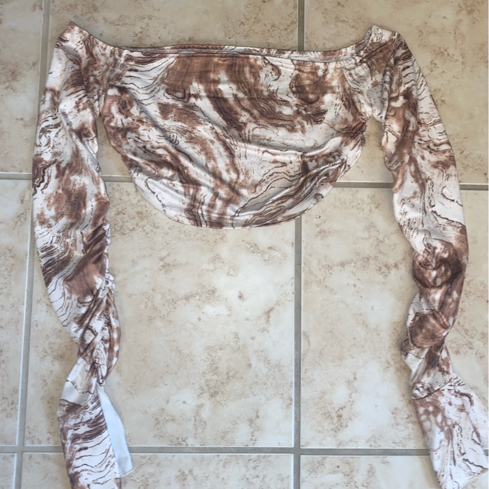 SHEIN Tan Swirl Off-the-Shoulder Crop Top